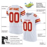 Op maat gemaakt wit mesh voetbalshirt in authentiek scharlakengoud